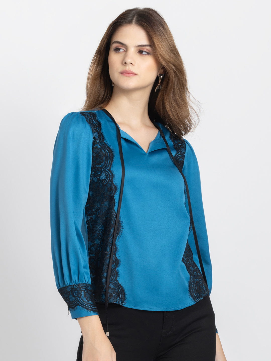 Akira Top