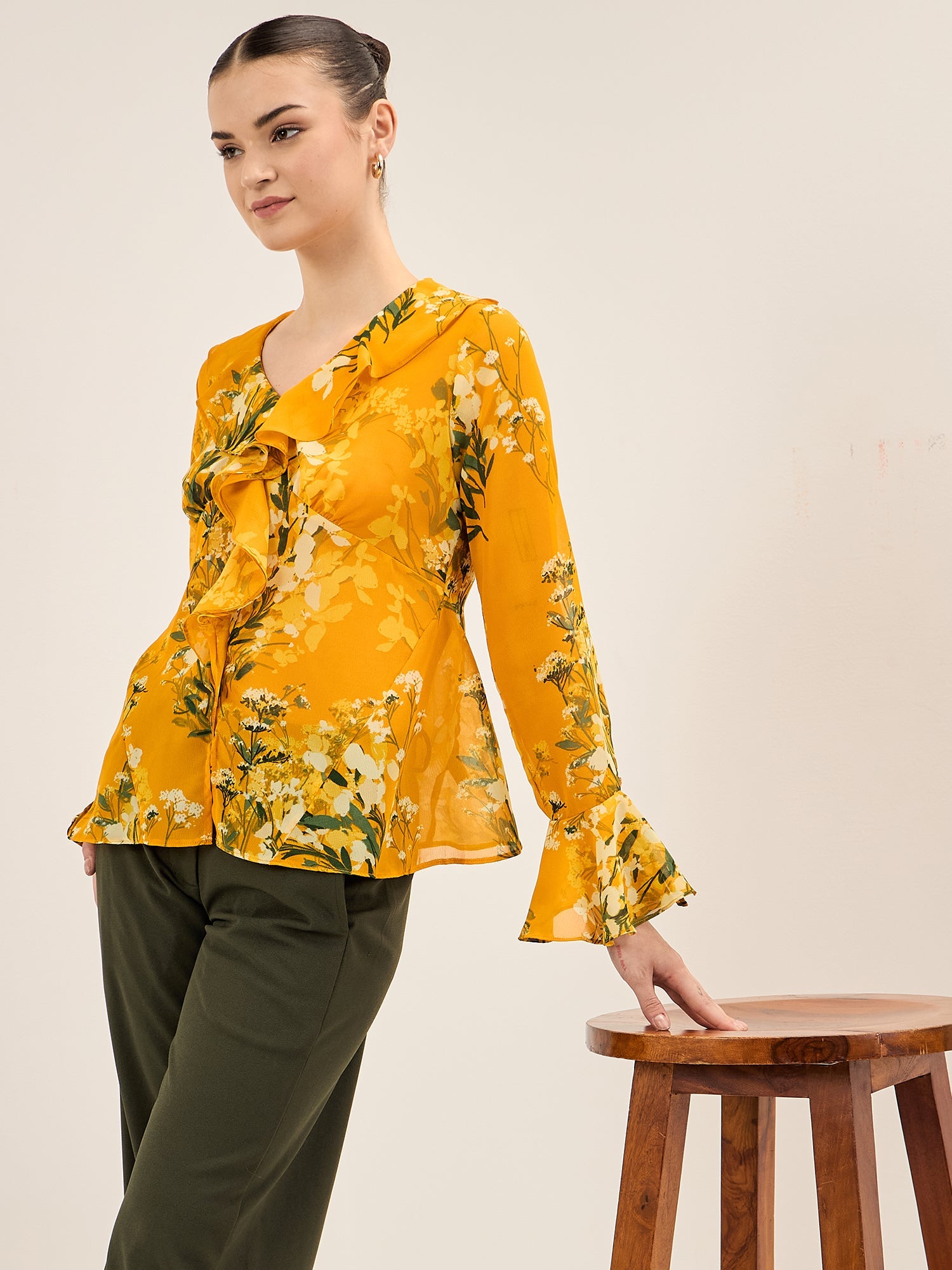 Flouncy Floral Ruffled Neckline Top - Multicolor