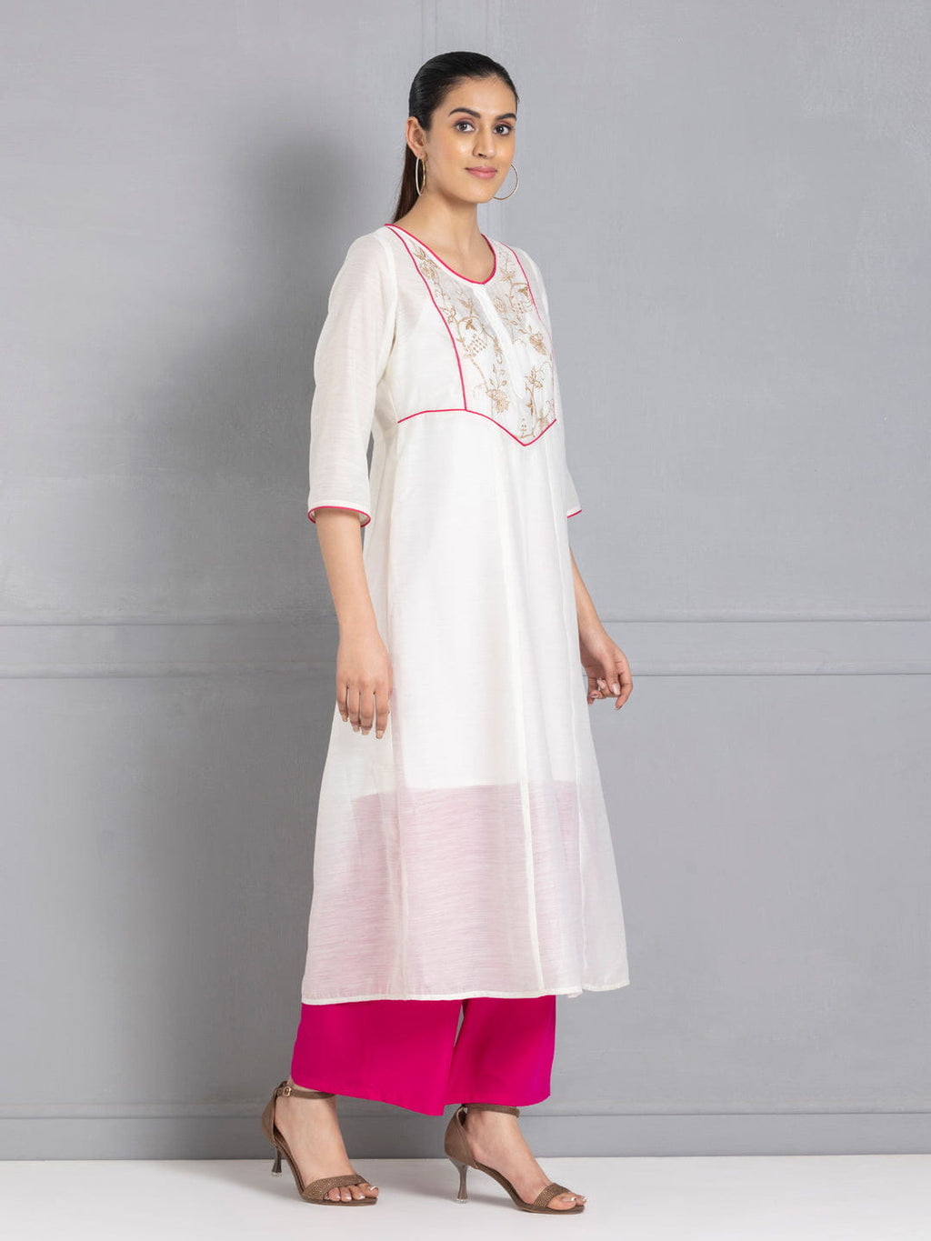 Off White A line Embroidered Kurta with Slip