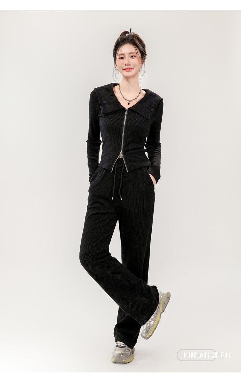 Maya Comfortable Winter Premium Trackset - Black