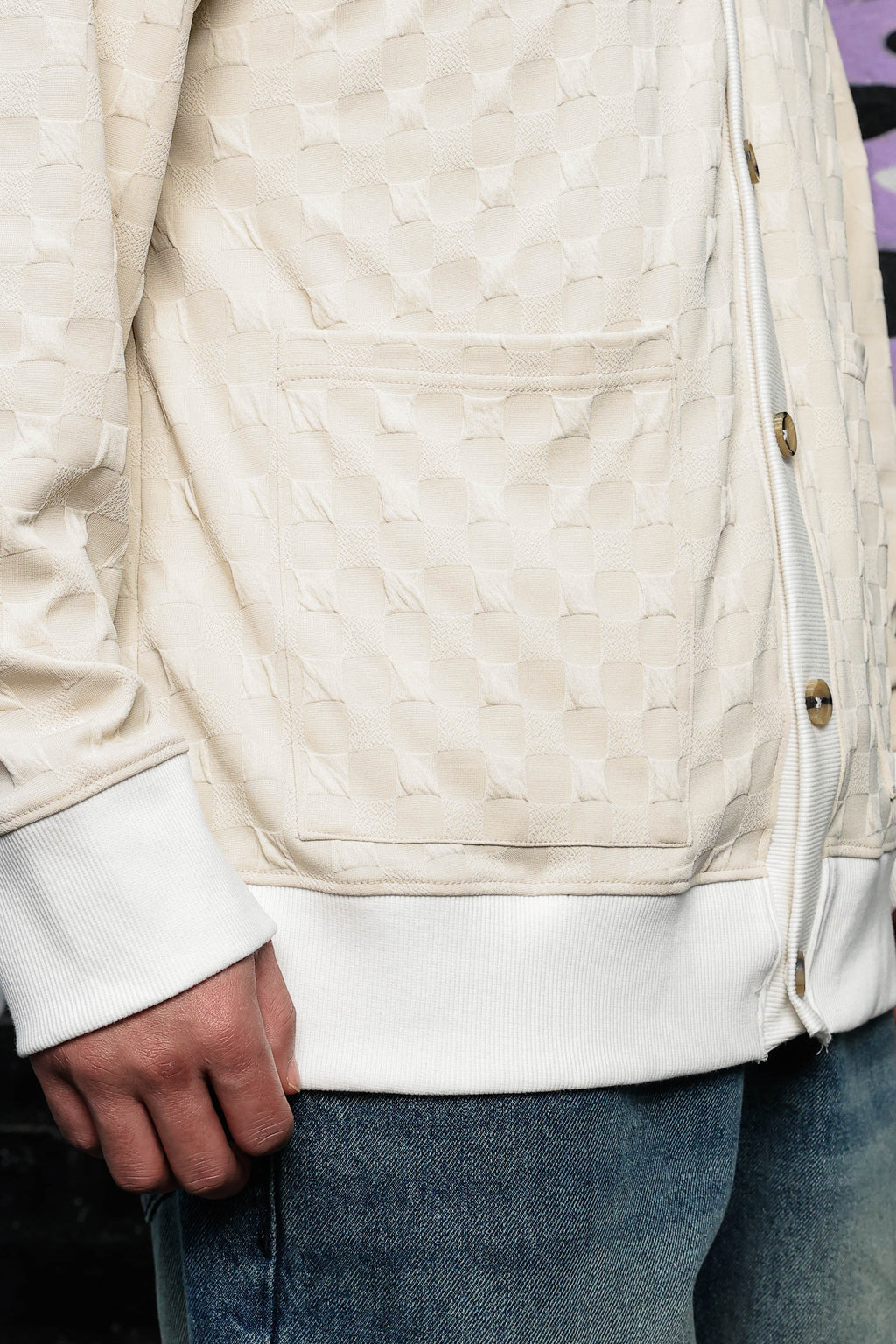Off-White Textured & Self Design V-Neck Knitted Cardigan