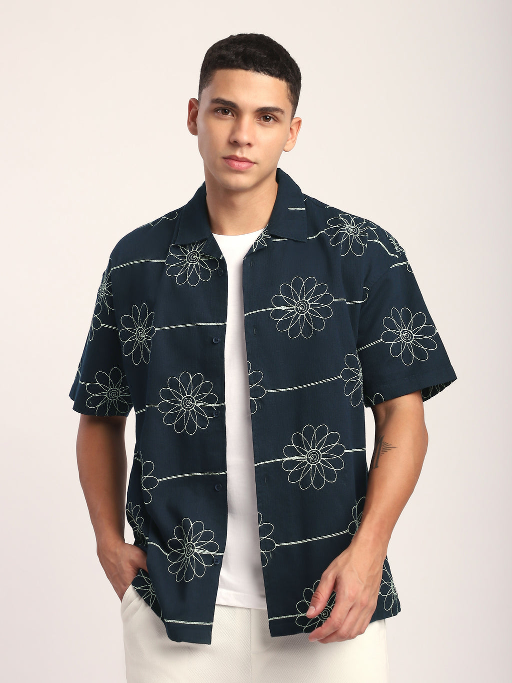 Flower Embroidered Cuban Shirt - Green