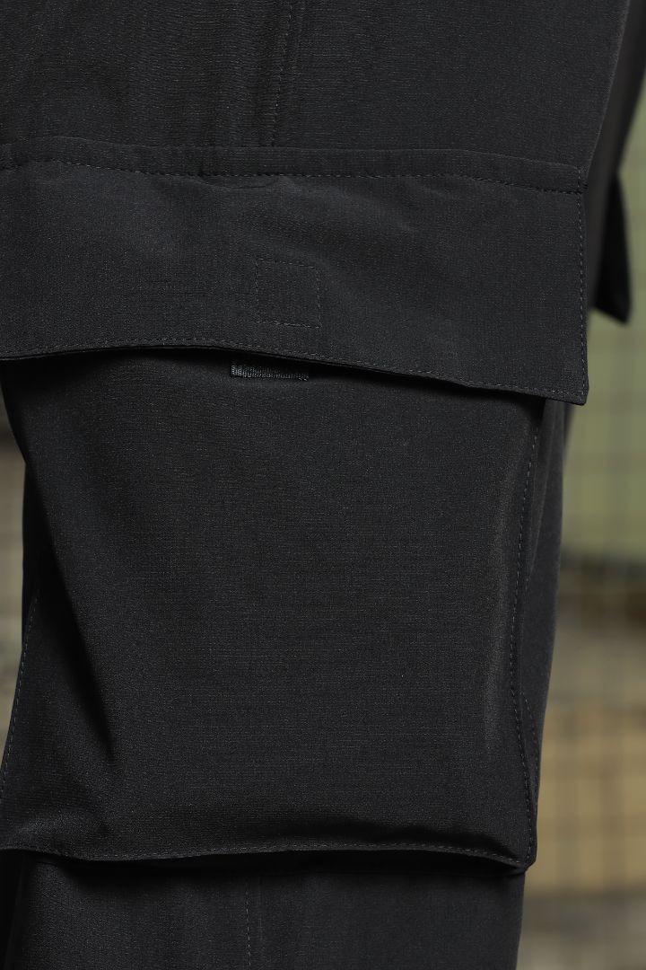 Black Baggy Fit Parachute Cargo Trousers