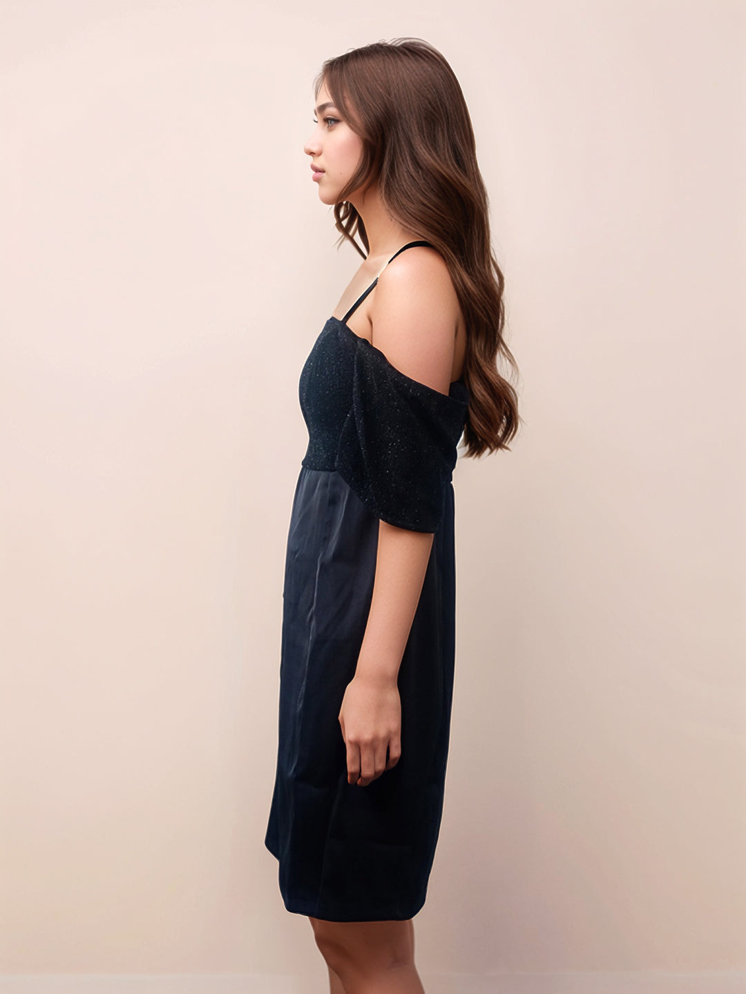 Black Solid Straight Fit Short Dress