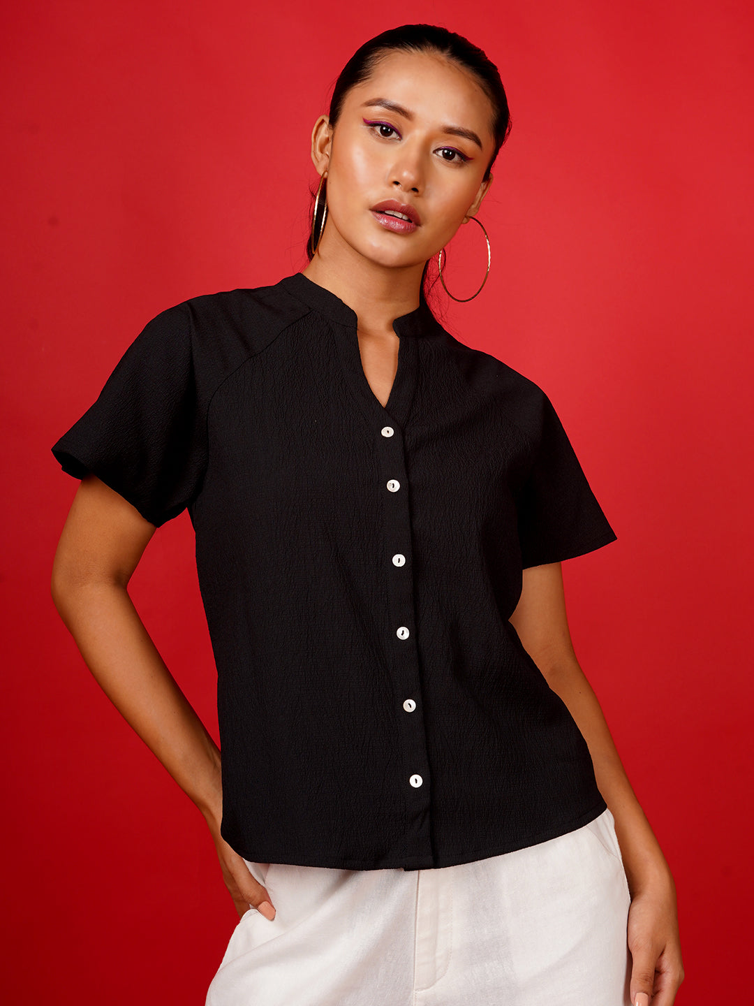 Women's Black Solid Straight Shirt
