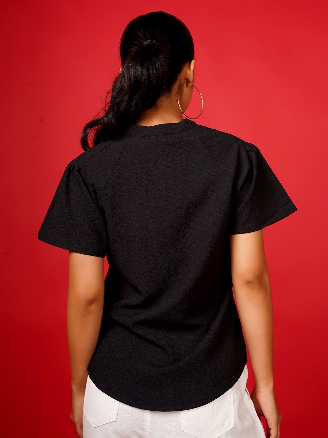 Women's Black Solid Straight Shirt
