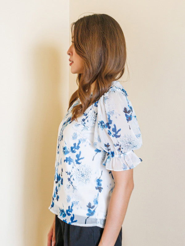 White Floral Print Basic Top