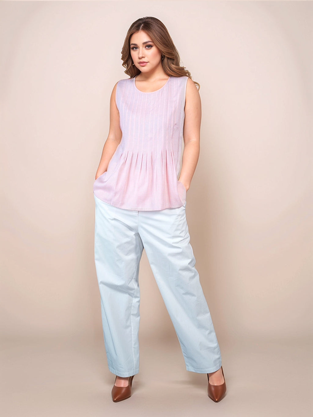 Pink Solid Round Neck Sleeveless Blouses & Tops