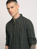 Bez - Men Green Checked Slim Fit Cotton Casual Shirt