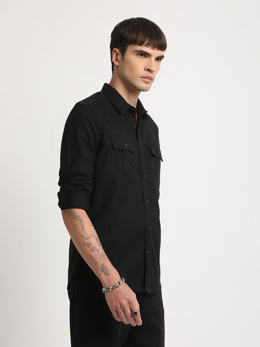 Dun - Men Black Solid Fit Cotton Casual Shirt with Flap Pocket