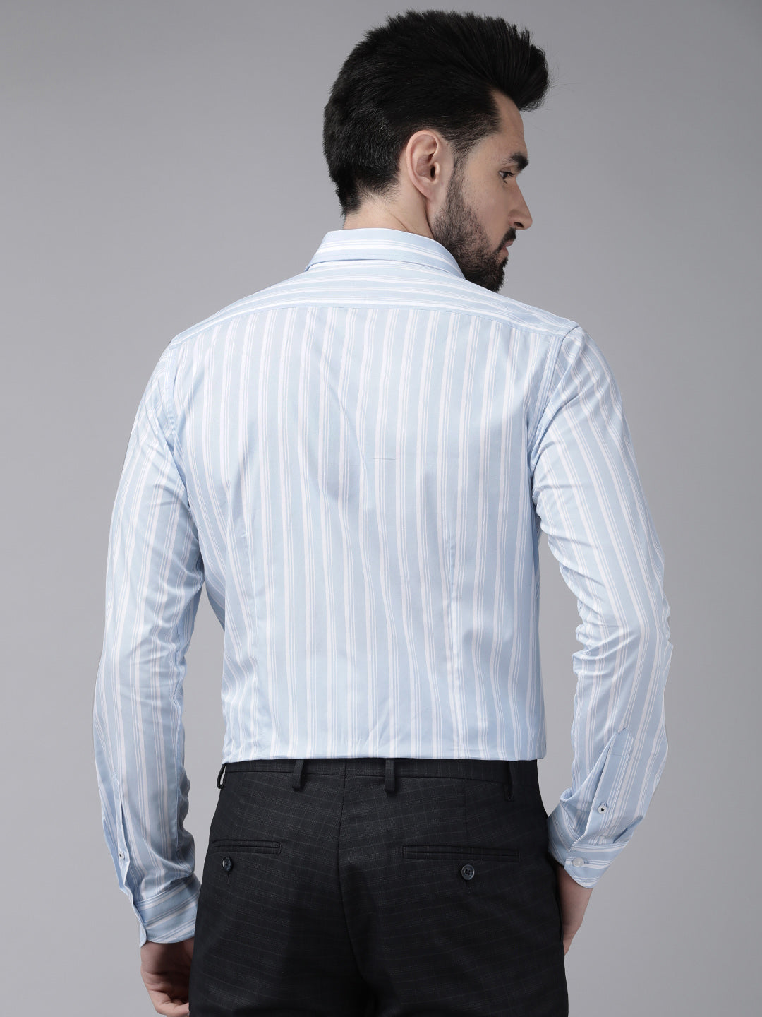 Octo - Men Blue Striped Tailored Fit Cotton Formal Shirt