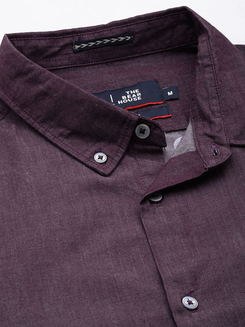 Pisca - Men Aubergine Solid Slim Fit Cotton Chambray Casual Shirt