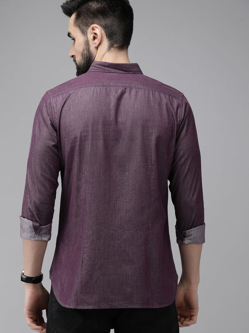 Pisca - Men Aubergine Solid Slim Fit Cotton Chambray Casual Shirt