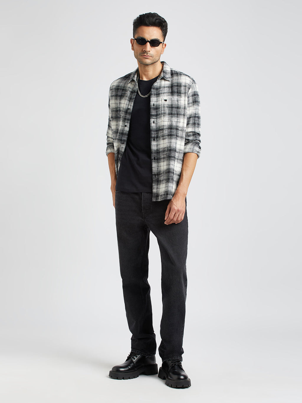 Sabino - Men Black Checked Slim Fit Flannel Cotton Casual Shirt