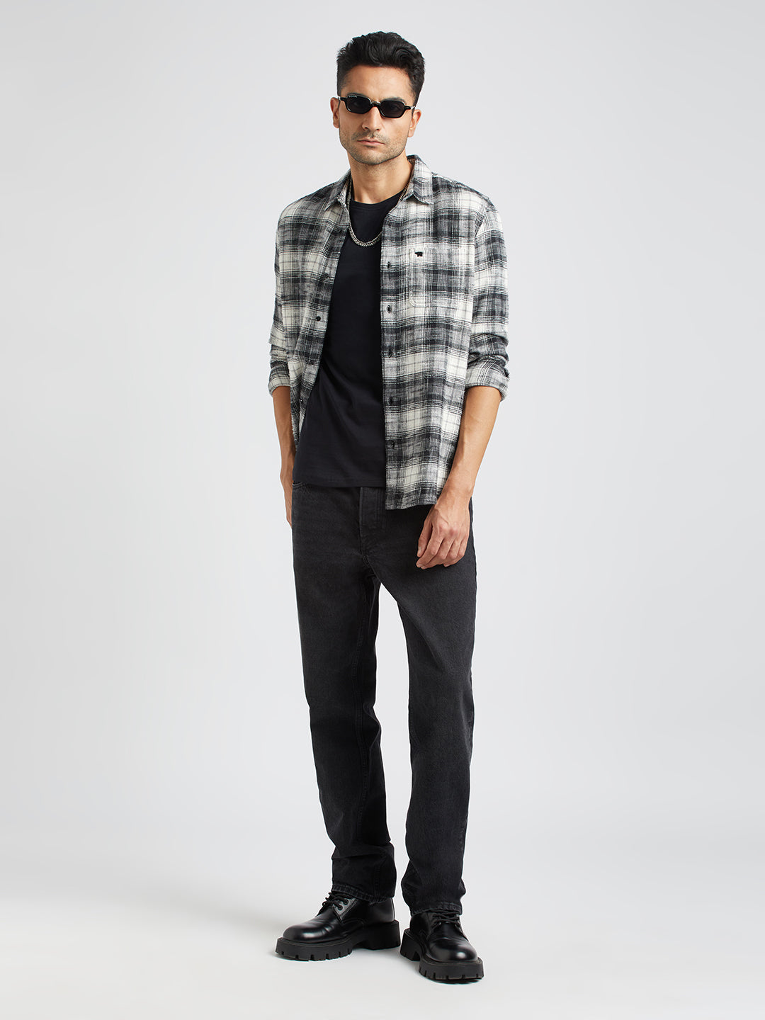 Sabino - Men Black Checked Slim Fit Flannel Cotton Casual Shirt