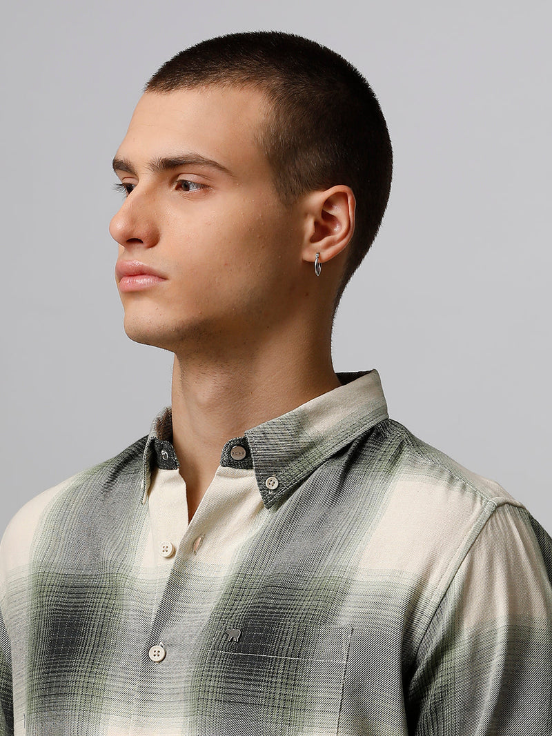Sivia - Men Green Checked Slim Fit Cotton Casual Shirt