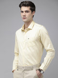 Ufan - Men Yellow Solid Tailored Fit Egyptian Giza Cotton Formal Shirt