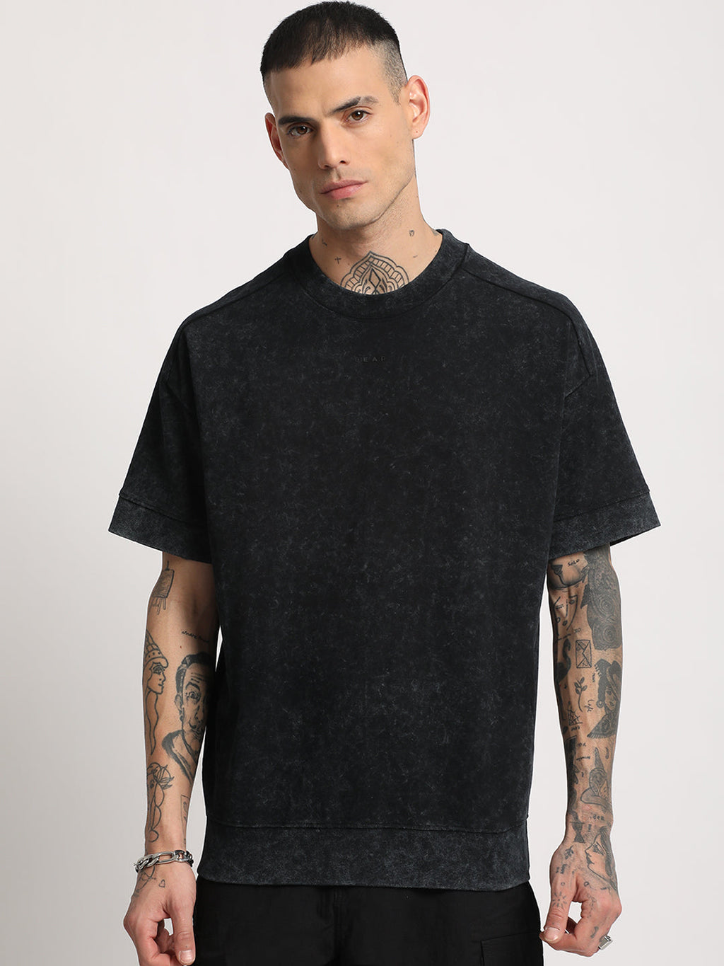 Bigel - Men Black Ball wash Dyed Oversized Fit Round Neck T-shirt
