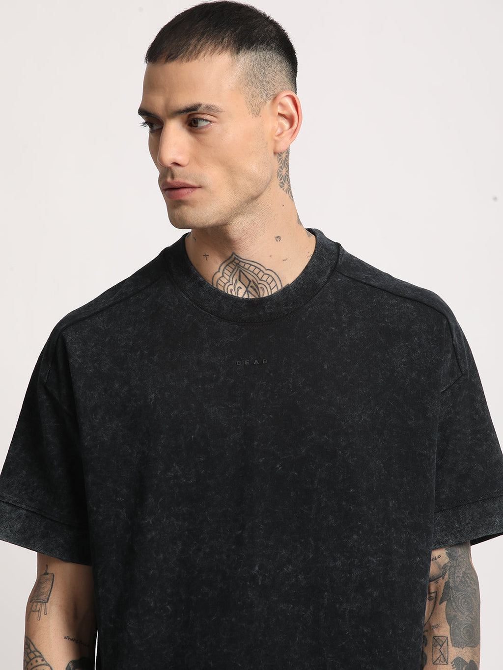 Bigel - Men Black Ball wash Dyed Oversized Fit Round Neck T-shirt