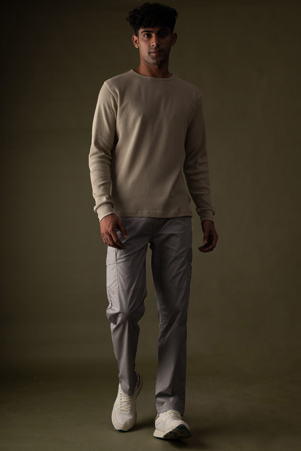 Grey 2 way stretchable Air cargo - Regular fit