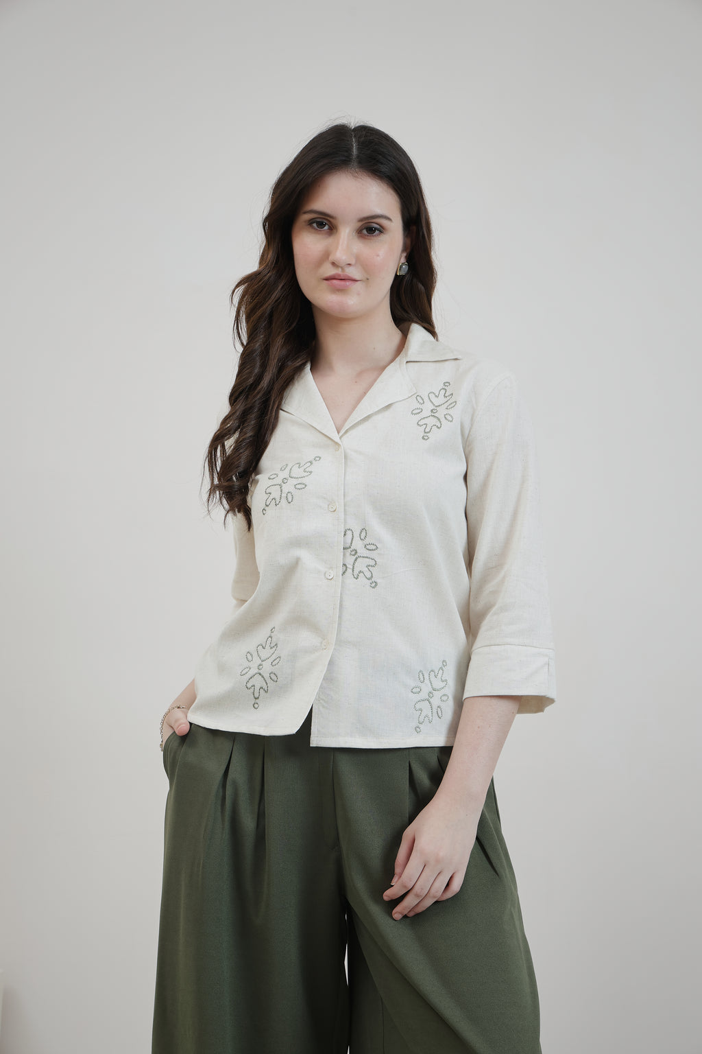 Women Relaxed Fit Textured Colourblocked Cuban Collar Cotton Casual Shirt