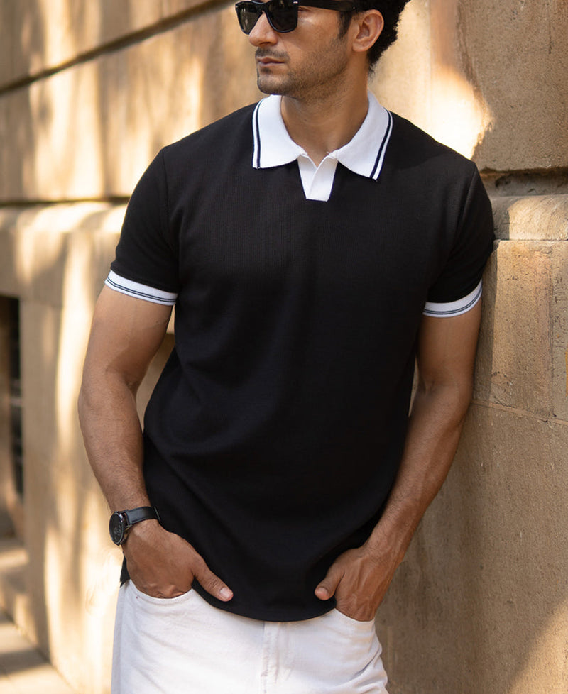 Black Contrast Collar T-Shirt - Black
