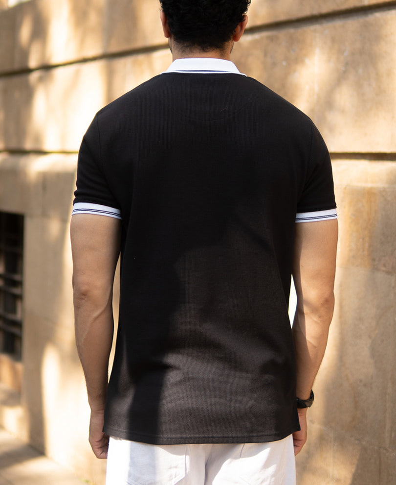 Black Contrast Collar T-Shirt - Black