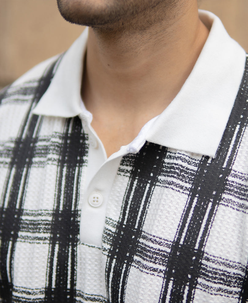 Black And White Printed Checks T-Shirt - Black
