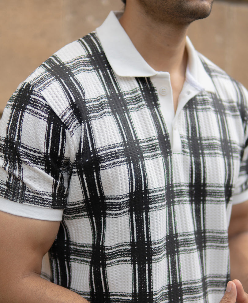 Black And White Printed Checks T-Shirt - Black