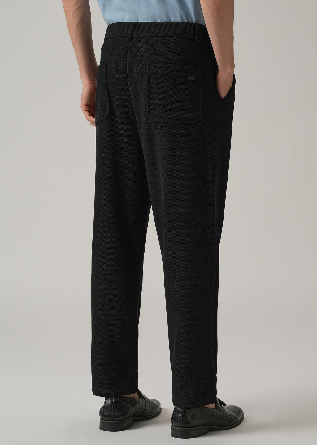 Black Textured Pleated Relaxed Fit Pant