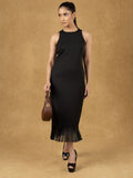 Women Black Solid Sleeveless Midi Dress