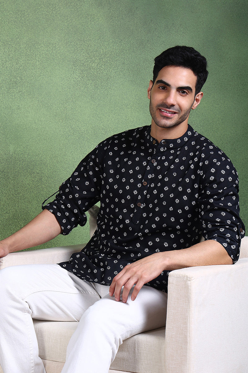 Ethnic Bay Black Cotton Bandhani Printed Straight Short Kurta For Men - Black