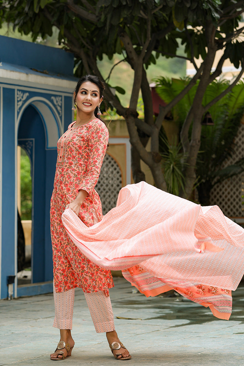 Peach Rayon Blend Ethnic Motifs Print Suit Set - Peach