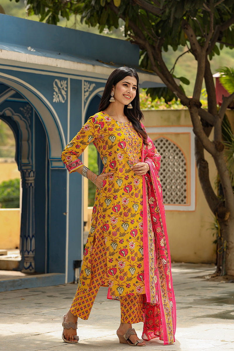 Mustard Rayon Blend Floral Print Suit Set - Yellow