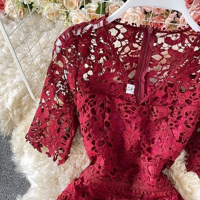 Kelly Luxury Lace Dress - Maroon
