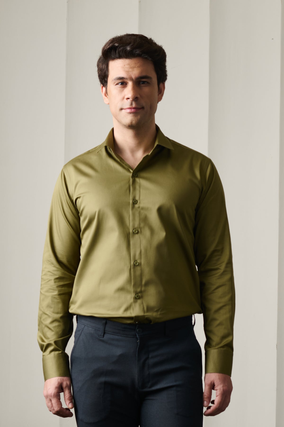 Moss Green Classic shirt - Regular fit